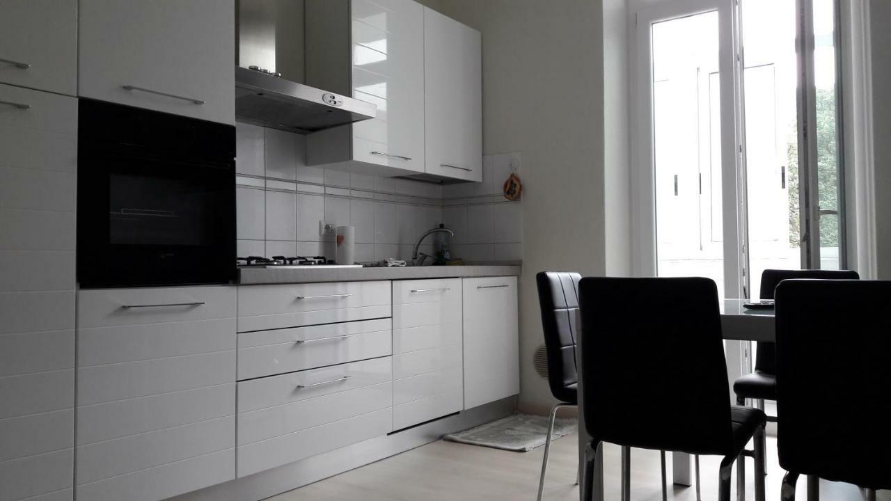 Residenza Lux Fronte Mare Apartment Vado Ligure Exterior photo